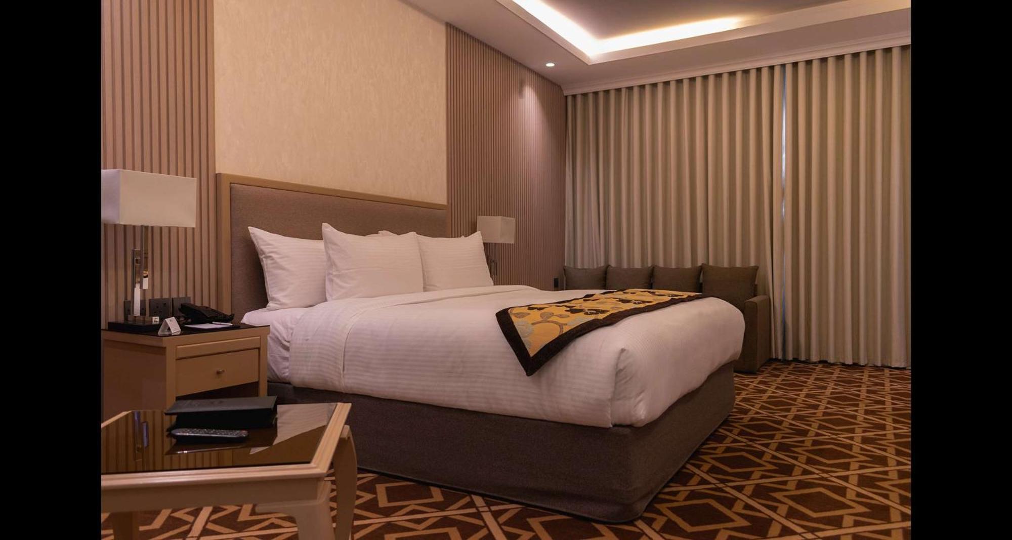 Best Western Plus Jeddah Hotel Madinah Road Dış mekan fotoğraf
