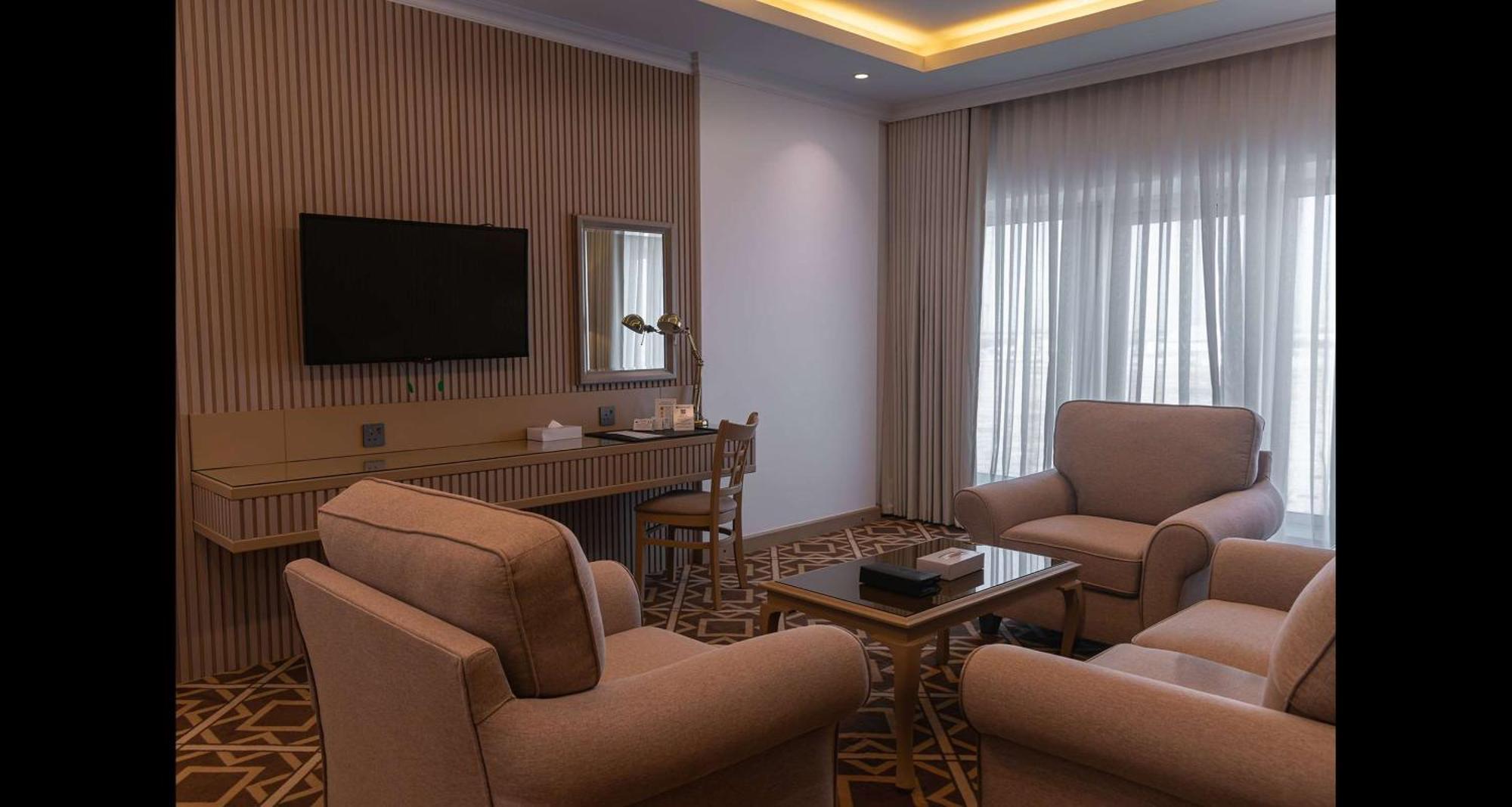 Best Western Plus Jeddah Hotel Madinah Road Dış mekan fotoğraf