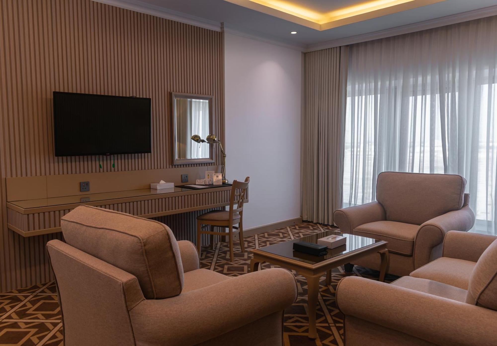 Best Western Plus Jeddah Hotel Madinah Road Dış mekan fotoğraf